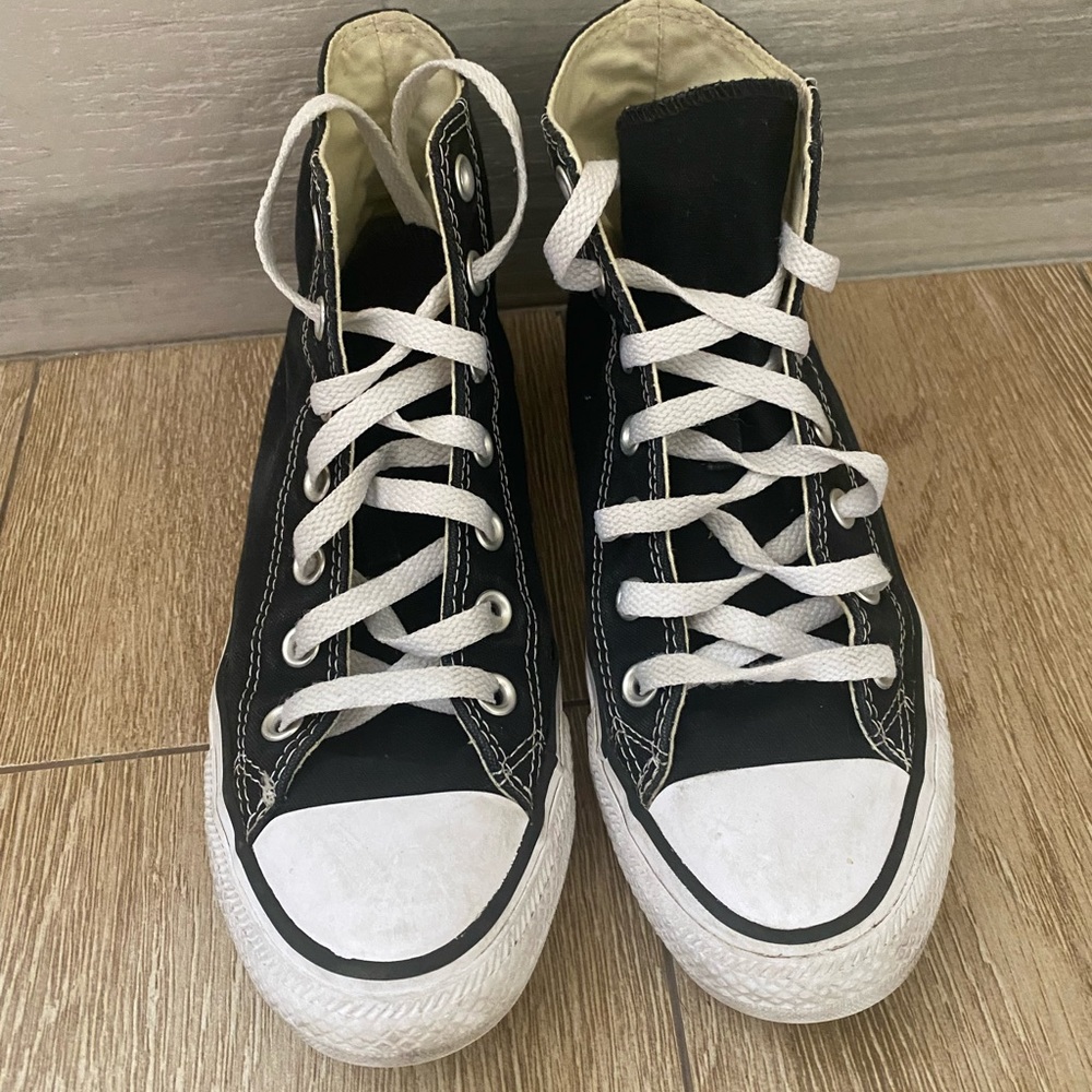 Converse high top